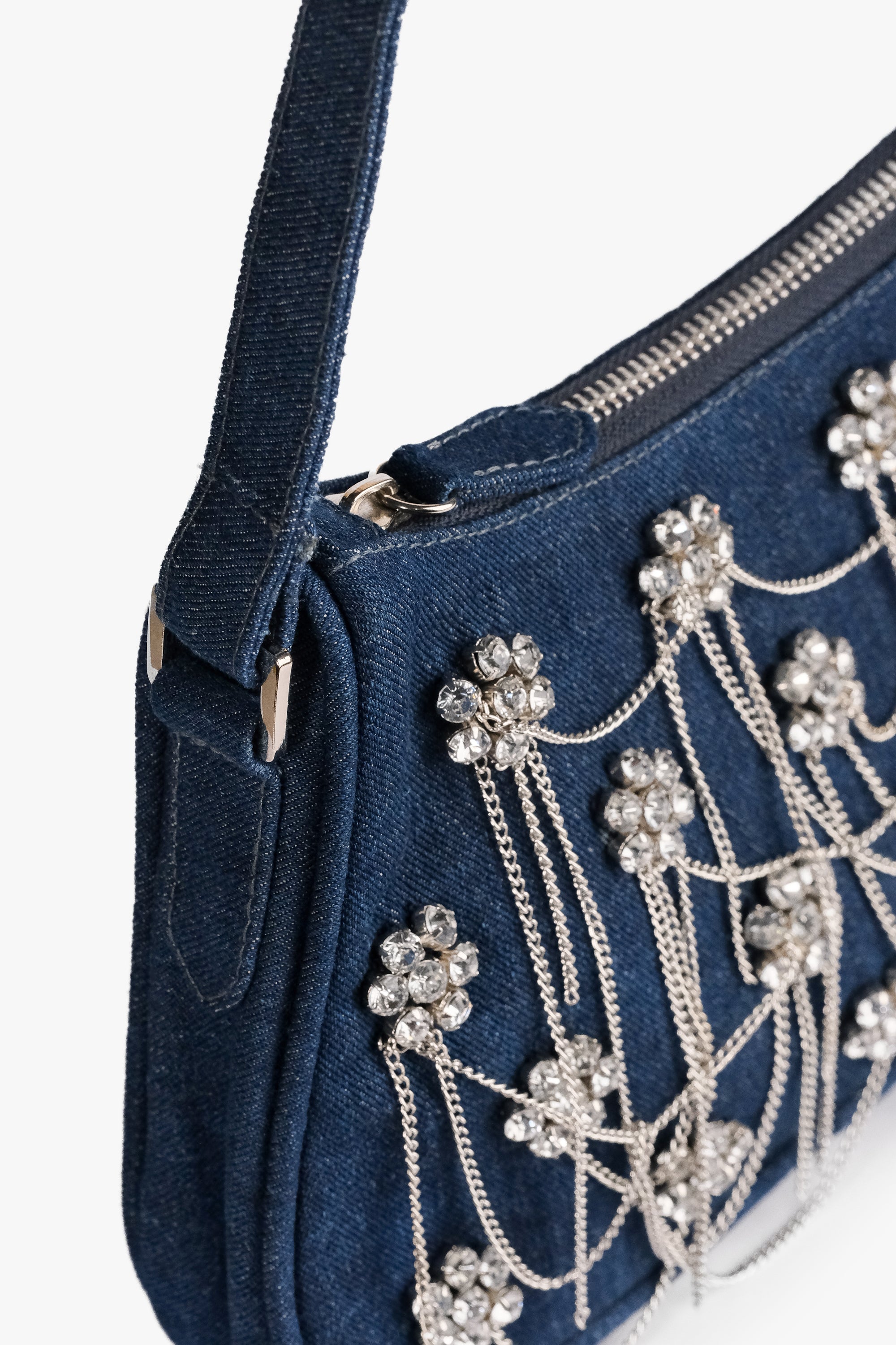 WANDA chained flower bag
